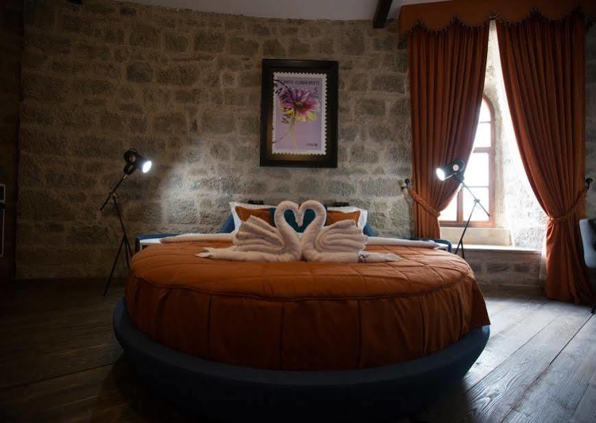 Cephanelik Boutique Hotel Trabzon Bagian luar foto